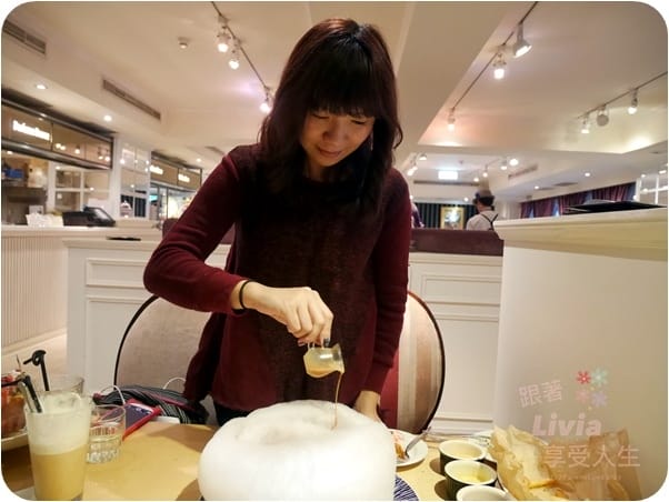 美食。餐廳 台北大安區 忠孝復興捷運站 跳舞香水忠孝店 東區下午茶 雲朵棉花糖 台北約會好去處 跟著Livia享受人生 - 第29張圖 美食。餐廳 台北大安區 忠孝復興捷運站 跳舞香水忠孝店 東區下午茶 雲朵棉花糖 台北約會好去處 跟著Livia享受人生