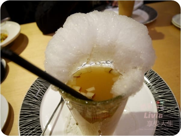 美食。餐廳 台北大安區 忠孝復興捷運站 跳舞香水忠孝店 東區下午茶 雲朵棉花糖 台北約會好去處 跟著Livia享受人生 - 第20張圖 美食。餐廳 台北大安區 忠孝復興捷運站 跳舞香水忠孝店 東區下午茶 雲朵棉花糖 台北約會好去處 跟著Livia享受人生
