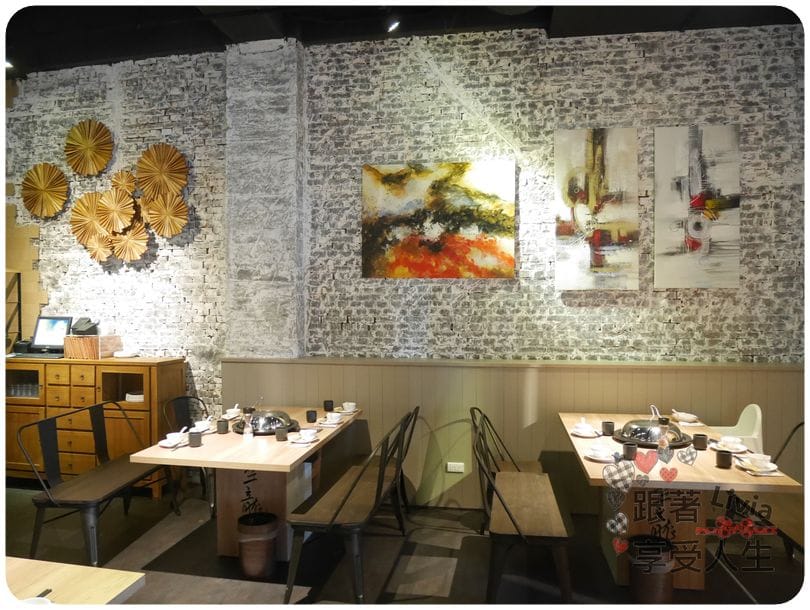 美食。餐廳 新竹縣竹北市 蒸龍宴 蒸汽 養生海鮮館 吃進食材最初的原味 帝王蟹超鮮美啊! 跟著Livia享受人生蒸龍宴