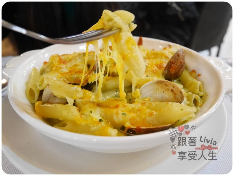 美食。餐廳 台北中正區 台北車站捷運站 台北地下街 777咖啡/夾娃娃機 有得吃有得玩 跟著Livia享受人生