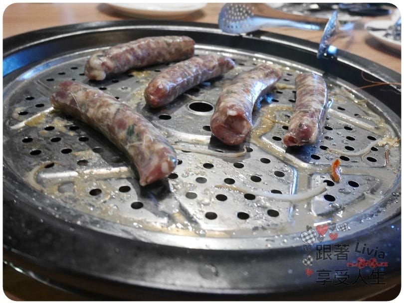 美食。餐廳 新竹縣竹北市 蒸龍宴 蒸汽 養生海鮮館 吃進食材最初的原味 帝王蟹超鮮美啊! 跟著Livia享受人生蒸龍宴