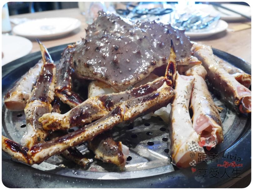 美食。餐廳 新竹縣竹北市 蒸龍宴 蒸汽 養生海鮮館 吃進食材最初的原味 帝王蟹超鮮美啊! 跟著Livia享受人生蒸龍宴