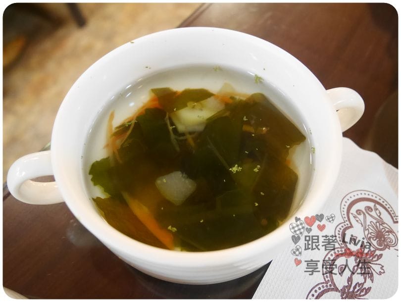 美食。餐廳 台北中正區 台北車站捷運站 台北地下街 777咖啡/夾娃娃機 有得吃有得玩 跟著Livia享受人生