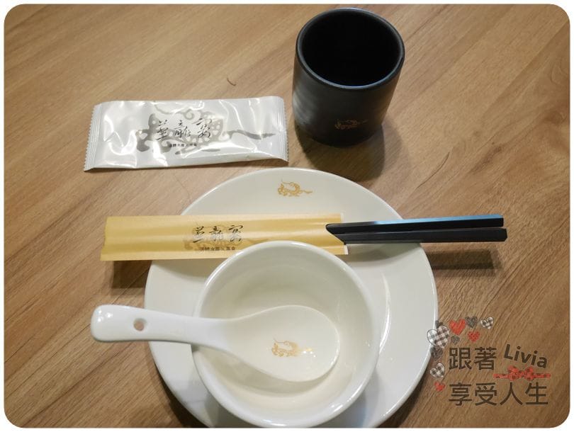 美食。餐廳 新竹縣竹北市 蒸龍宴 蒸汽 養生海鮮館 吃進食材最初的原味 帝王蟹超鮮美啊! 跟著Livia享受人生蒸龍宴