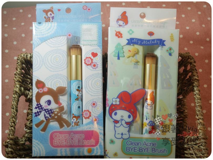 臉部。保養 LSY 林三益 三麗鷗聯名 限定版粉刺 ByeBye刷 粉刺大掃除 清潔溜溜 跟著Livia享受人生