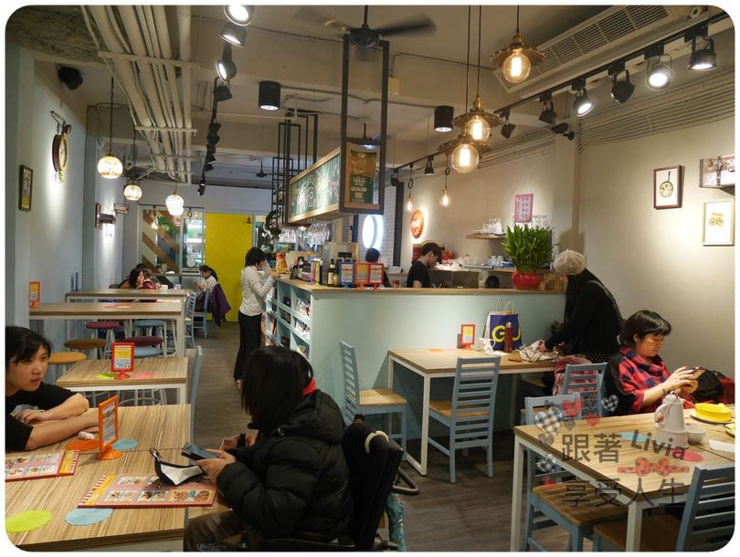 美食。餐廳 新北新莊區 輔大捷運站 輔大早午餐下午茶 荷亞輕食館 輔大店 學生/上班族的天堂啊! 跟著Livia享受人生