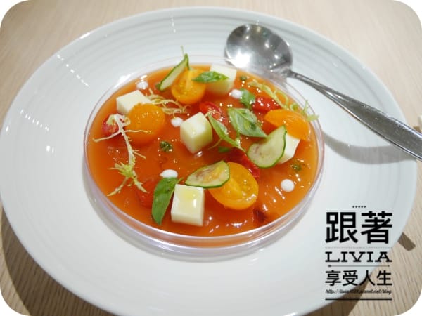 美食。餐廳 台北大安區 忠孝敦化捷運站 璞食Cucina Pura 創意料理 義大利料理餐廳 蔬果餐廳 補充滿滿蔬果吧! 跟著Livia享受人生