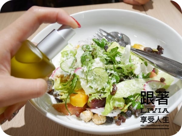 美食。餐廳 台北大安區 忠孝敦化捷運站 璞食Cucina Pura 創意料理 義大利料理餐廳 蔬果餐廳 補充滿滿蔬果吧! 跟著Livia享受人生