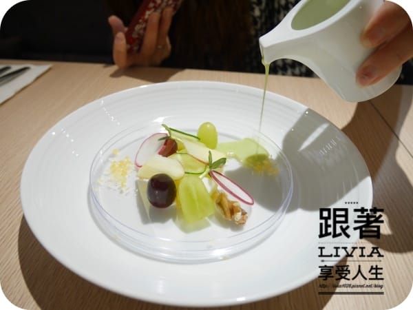 美食。餐廳 台北大安區 忠孝敦化捷運站 璞食Cucina Pura 創意料理 義大利料理餐廳 蔬果餐廳 補充滿滿蔬果吧! 跟著Livia享受人生