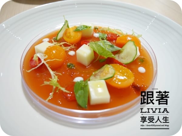 美食。餐廳 台北大安區 忠孝敦化捷運站 璞食Cucina Pura 創意料理 義大利料理餐廳 蔬果餐廳 補充滿滿蔬果吧! 跟著Livia享受人生