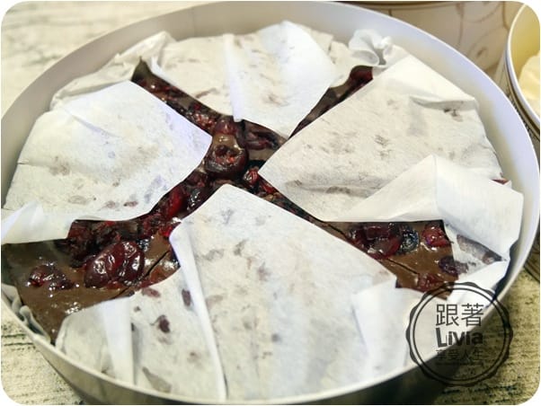 美食。點心 宅配美食 台南 艾克雷亞Eclair法式烘培 巧克力蔓越莓乳酪/日式燒烤乳酪/法式重乳酪/香草布丁 甜蜜在心頭兒 跟著Livia享受人生