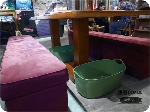 美食。點心 台北大安區 忠孝敦化捷運站 Route 66美式餐廳 東區美式 六層漢堡 巨無霸漢堡 手製漢堡肉 炸雞超啾c 跟著Livia享受人生