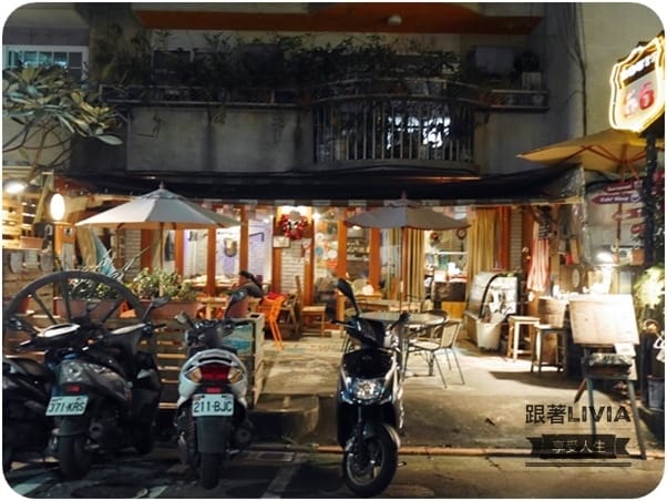 美食。點心 台北大安區 忠孝敦化捷運站 Route 66美式餐廳 東區美式 六層漢堡 巨無霸漢堡 手製漢堡肉 炸雞超啾c 跟著Livia享受人生