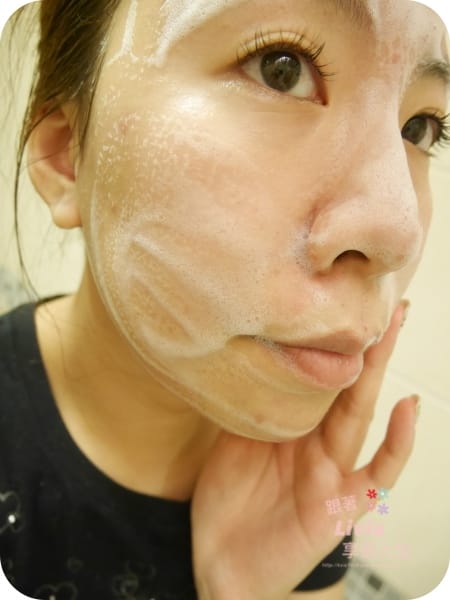 臉部。保養 萃綠蒂 Ainy 愛茵妳 水漾珍珠獨特乳化型卸妝潔膚微乳 /Pdv 蜜覓果漾 甜心泡泡泡沫潔淨慕絲 跟著Livia享受人生