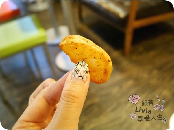 美食。餐廳 台北信義區 市政府捷運站 Quiznos 酷食熱 (市府店) 有溫度的潛艇堡 新品泰甜辣嫩雞潛艇堡 甜辣好滋味 跟著Livia享受人生