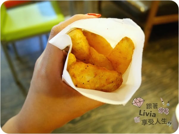 美食。餐廳 台北信義區 市政府捷運站 Quiznos 酷食熱 (市府店) 有溫度的潛艇堡 新品泰甜辣嫩雞潛艇堡 甜辣好滋味 跟著Livia享受人生
