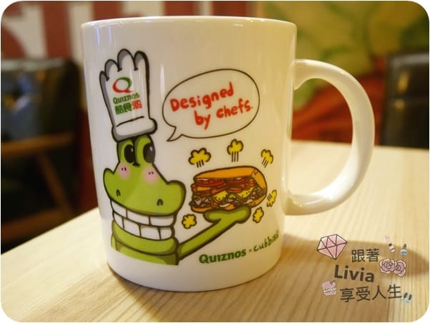 美食。餐廳 台北信義區 市政府捷運站 Quiznos 酷食熱 (市府店) 有溫度的潛艇堡 新品泰甜辣嫩雞潛艇堡 甜辣好滋味 跟著Livia享受人生