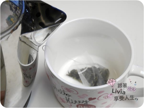 美食。飲料 糖鼎養生鋪 迷迭香綠茶/紫羅蘭烏龍茶/原味黑糖 糖鼎茶磚/茶包 輕鬆沖泡出美味茶品 跟著Livia享受人生