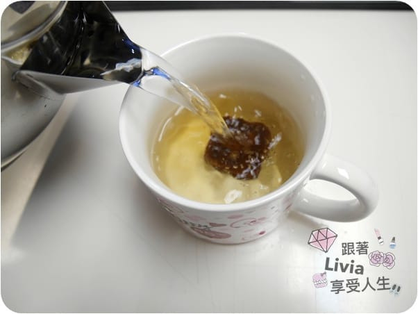 美食。飲料 糖鼎養生鋪 迷迭香綠茶/紫羅蘭烏龍茶/原味黑糖 糖鼎茶磚/茶包 輕鬆沖泡出美味茶品 跟著Livia享受人生