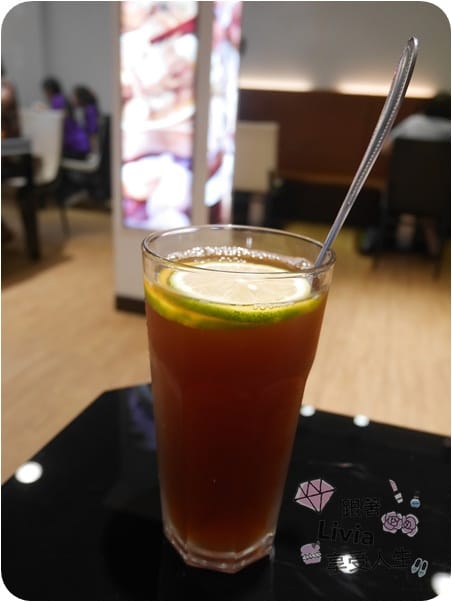 美食。餐廳 新竹市東區 新竹火車站 京龍港式點心 平價港式點心 多樣化選擇 口味道地阿! 跟著Livia享受人生