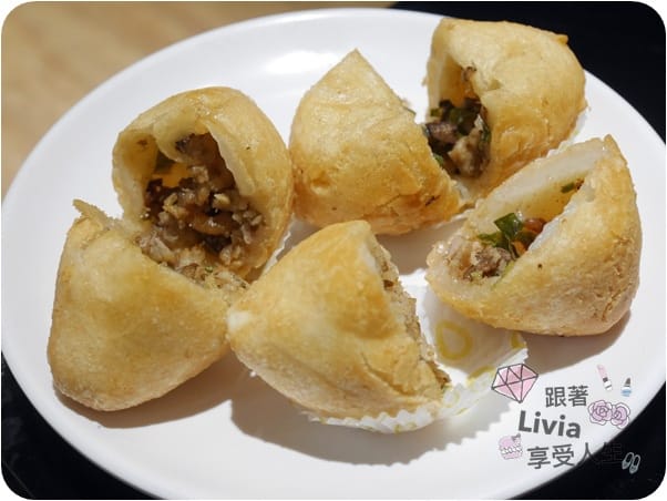 美食。餐廳 新竹市東區 新竹火車站 京龍港式點心 平價港式點心 多樣化選擇 口味道地阿! 跟著Livia享受人生