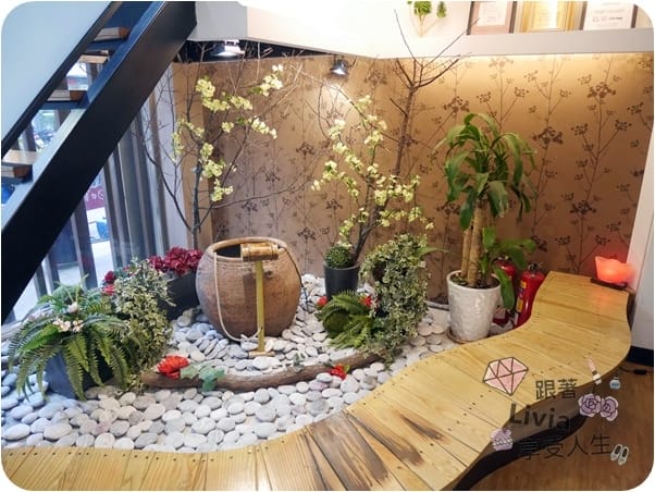 美食。餐廳 新竹市東區 新竹火車站 京龍港式點心 平價港式點心 多樣化選擇 口味道地阿! 跟著Livia享受人生