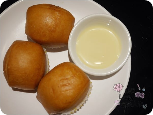 美食。餐廳 新竹市東區 新竹火車站 京龍港式點心 平價港式點心 多樣化選擇 口味道地阿! 跟著Livia享受人生