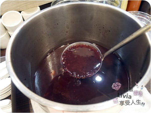 美食。餐廳 新竹市東區 新竹火車站 京龍港式點心 平價港式點心 多樣化選擇 口味道地阿! 跟著Livia享受人生