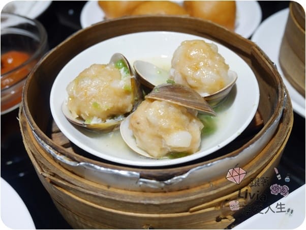 美食。餐廳 新竹市東區 新竹火車站 京龍港式點心 平價港式點心 多樣化選擇 口味道地阿! 跟著Livia享受人生