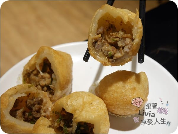 美食。餐廳 新竹市東區 新竹火車站 京龍港式點心 平價港式點心 多樣化選擇 口味道地阿! 跟著Livia享受人生