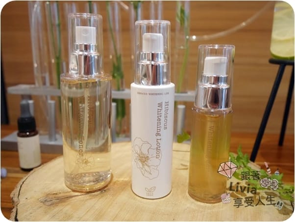 【台灣保養品】Vecs Gardenia 嘉丹妮爾 VITAMIN 維他命C植萃亮白奇蹟系列母親節禮盒推薦 跟著Livia享受人生