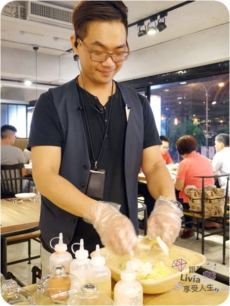 美食。餐廳 台北大安區 忠孝敦化捷運站 東區飯BAR MINI 東區餐廳推薦 中式創意料理 時髦風中菜館 家庭聚餐/同學會餐廳/謝師宴餐廳推薦 跟著Livia享受人生