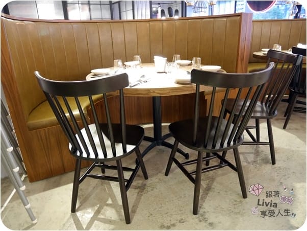 美食。餐廳 台北大安區 忠孝敦化捷運站 東區飯BAR MINI 東區餐廳推薦 中式創意料理 時髦風中菜館 家庭聚餐/同學會餐廳/謝師宴餐廳推薦 跟著Livia享受人生