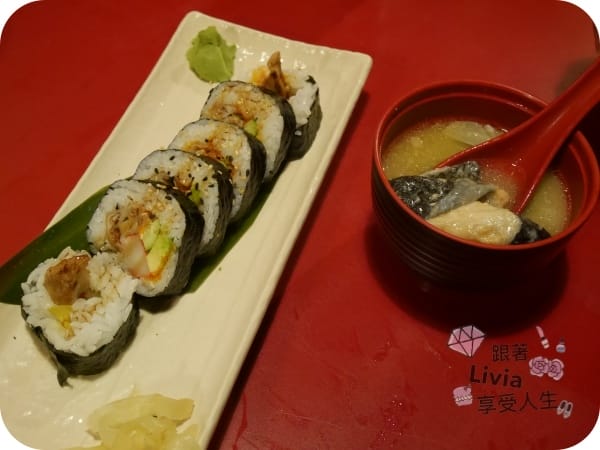 美食。餐廳 新北市板橋區 板橋捷運站 板橋日本料理推薦 八八食堂 創意壽司/生魚片/拉麵 (二訪) 跟著Livia享受人生