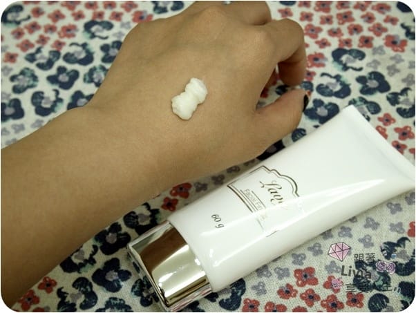 臉部。保養 Lavy 美妃堂 緊緻活膚舒緩組 緊緻活膚面膜/舒緩緊潤精華 眼袋、細紋OUT 好喜翻包裝 跟著Livia享受人生
