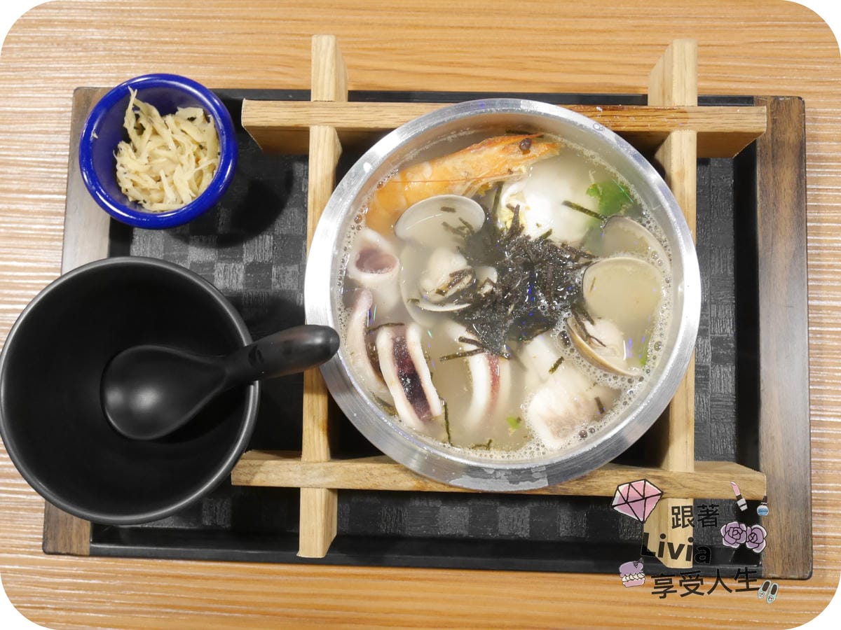 美食。餐廳 台北內湖區 港墘捷運站 小南亭(內湖店)港墘日式 平價日式料理 雷門之無雷料理 日式親子餐廳推薦 跟著Livia享受人生