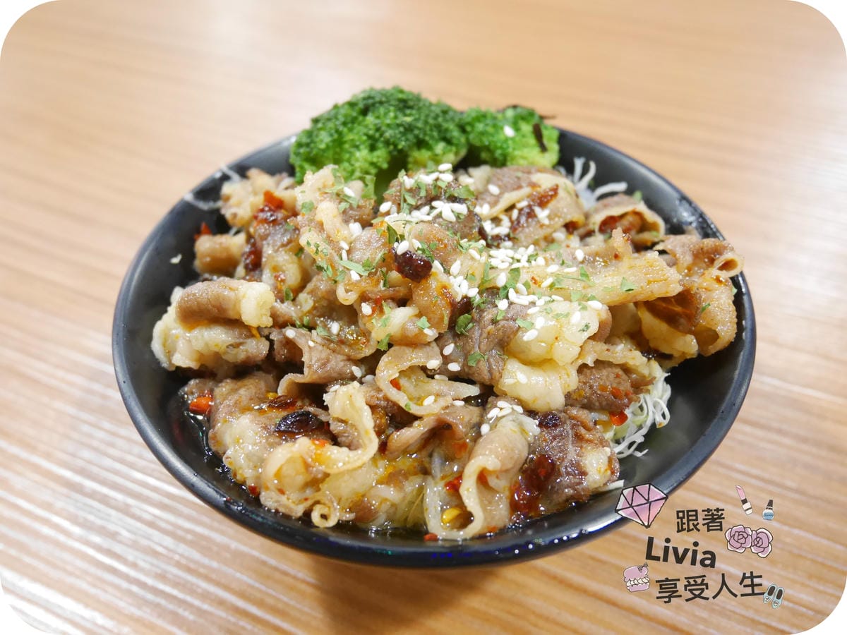 美食。餐廳 台北內湖區 港墘捷運站 小南亭(內湖店)港墘日式 平價日式料理 雷門之無雷料理 日式親子餐廳推薦 跟著Livia享受人生