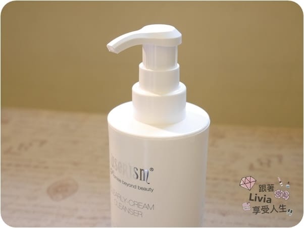 臉部。清潔 userISM 靓肌靚 水漾仙跡極淨卸妝菁乳/完美理油胺基酸系控痘潔顏慕絲 夏日舒爽清潔 跟著Livia享受人生