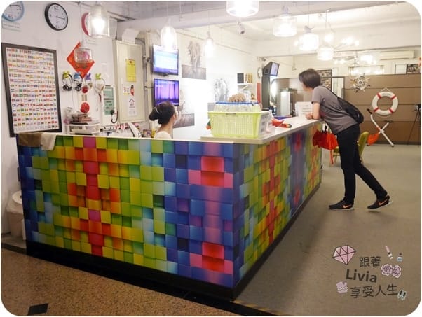 台灣。住宿 台北中正區 台北車站 NEOSOHO 個旅商務 膠囊旅館 台北平價住宿/台北車站住宿推薦/背包客住宿 跟著Livia享受人生