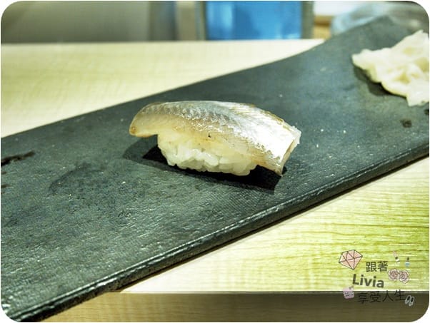 美食。餐廳台北松山區 南京復興捷運站 日式無菜單料理 一期一會 鮨 南京復興壽司 銀箔水羊羹 跟著Livia享受人生