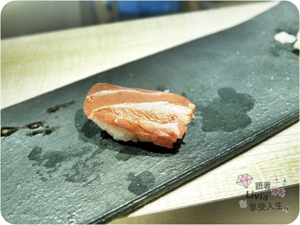 美食。餐廳台北松山區 南京復興捷運站 日式無菜單料理 一期一會 鮨 南京復興壽司 銀箔水羊羹 跟著Livia享受人生