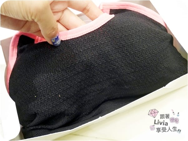 【透氣彈性運動Bra】Mollifix瑪莉菲絲 MOVE FREE 掰掰馬鞍動塑褲高調A動塑升級撞色運動Bra居家運動 跟著Livia享受人生