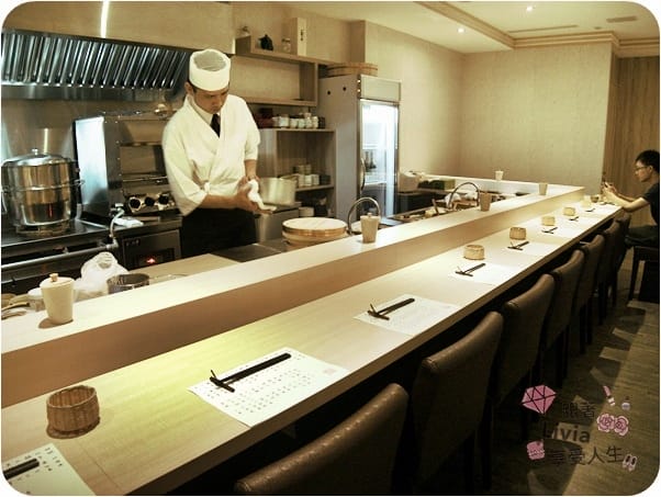 美食。餐廳台北松山區 南京復興捷運站 日式無菜單料理 一期一會 鮨 南京復興壽司 銀箔水羊羹 跟著Livia享受人生