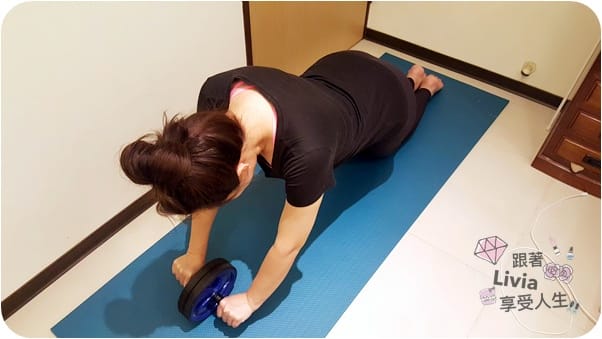 【透氣彈性運動Bra】Mollifix瑪莉菲絲 MOVE FREE 掰掰馬鞍動塑褲高調A動塑升級撞色運動Bra居家運動 跟著Livia享受人生
