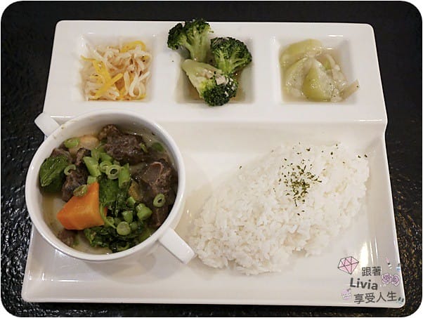0629-Pretty Thai (18)