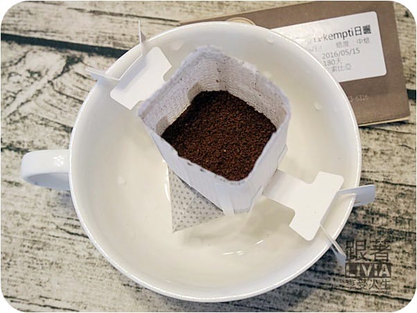 美食。飲料【沒有咖啡會死掉】台中 熊喝咖啡 BEST COFFEE 公平交易咖啡 淺烘培咖啡/濾掛咖啡 跟著Livia享受人生 - 第5張圖 0712-熊喝咖啡 (24)