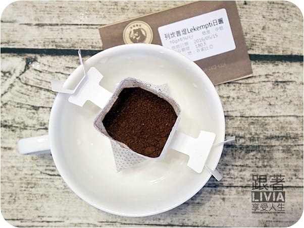 美食。飲料【沒有咖啡會死掉】台中 熊喝咖啡 BEST COFFEE 公平交易咖啡 淺烘培咖啡/濾掛咖啡 跟著Livia享受人生 - 第4張圖 0712-熊喝咖啡 (23)