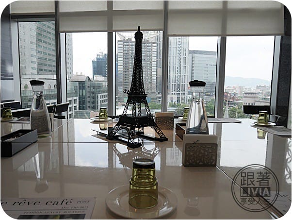 0722- de reve cafe (1)