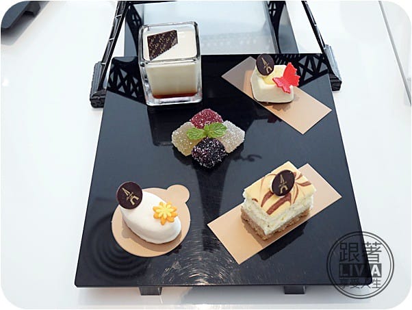 0722- de reve cafe (74)
