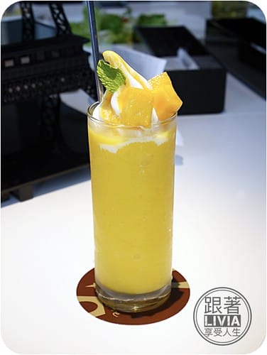 0722- de reve cafe (62)